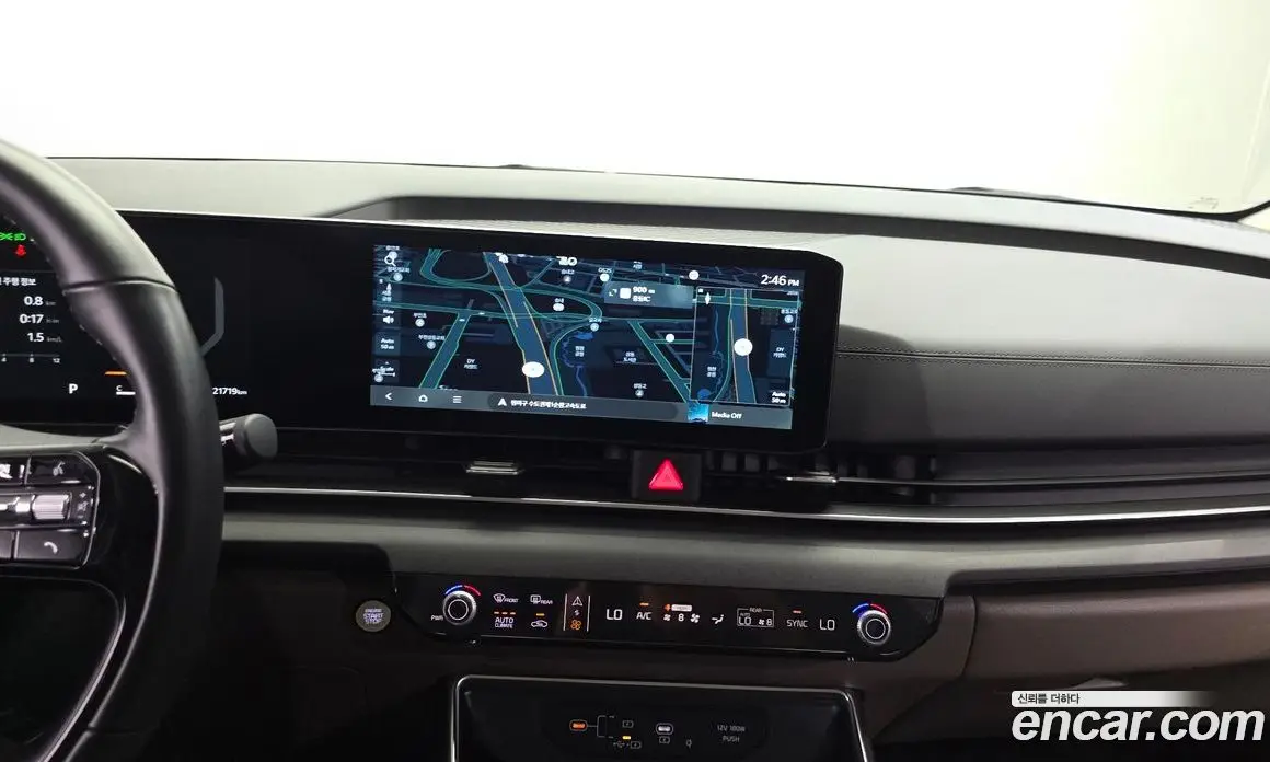 Kia Carnival 2025 3.5 автомат (гидро), фото 21