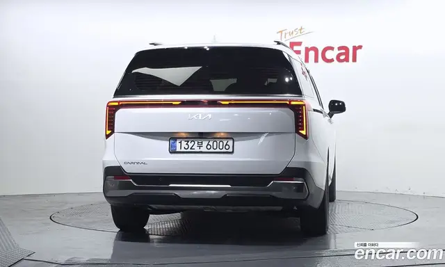 Kia Carnival 2025 3.5 автомат (гидро), миниатюра 4