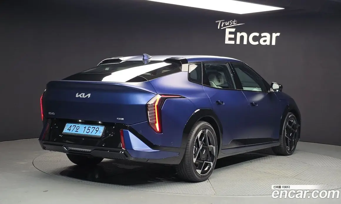 Kia EV4 2025 0.2 автомат (гидро), фото 2 Kia EV4 2025 0.2 автомат (гидро), фото 2
