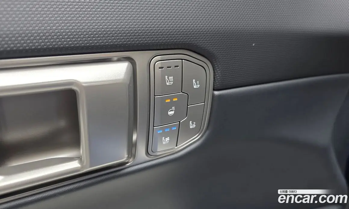 Kia EV4 2025 0.2 автомат (гидро), фото 16 Kia EV4 2025 0.2 автомат (гидро), фото 16