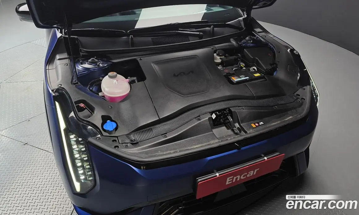 Kia EV4 2025 0.2 автомат (гидро), фото 6 Kia EV4 2025 0.2 автомат (гидро), фото 6