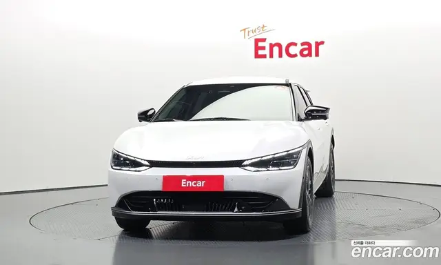 Kia EV6 2023 0.1 автомат (гидро), миниатюра 3