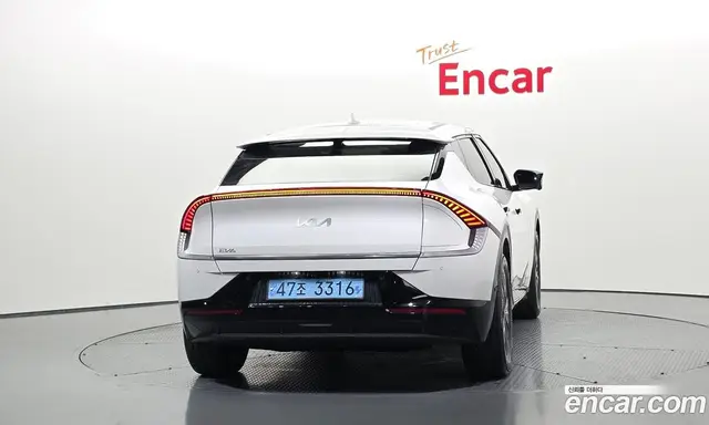 Kia EV6 2023 0.1 автомат (гидро), миниатюра 4