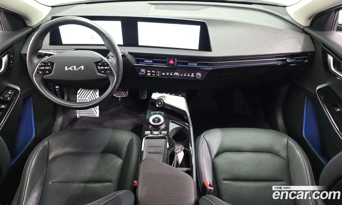 Kia EV6 2023 0.1 автомат (гидро), фото 10