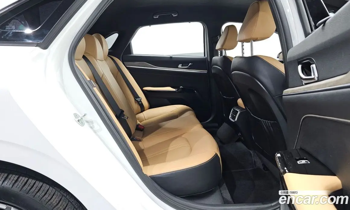 Kia K5 (Optima) 2022 2.0 автомат (гидро), фото 17 Kia K5 (Optima) 2022 2.0 автомат (гидро), фото 17