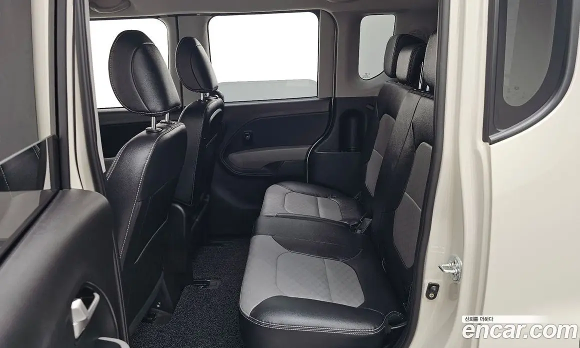 Kia Ray 2021 1.0 автомат (гидро), фото 15