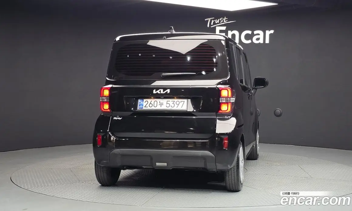 Kia Ray 2023 1.0 автомат (гидро), фото 4