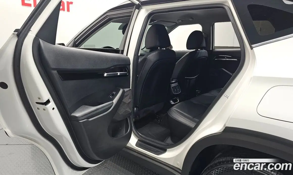 Kia Seltos 2020 1.6 автомат (гидро), фото 12 Kia Seltos 2020 1.6 автомат (гидро), фото 12