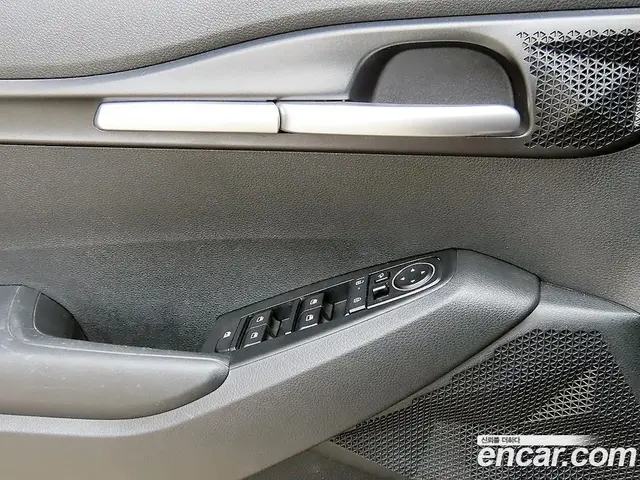 Kia Seltos 2024 1.6 автомат (гидро), миниатюра 11 Kia Seltos 2024 1.6 автомат (гидро), миниатюра 11
