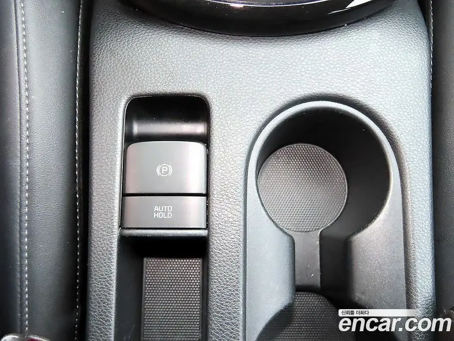 Kia Seltos 2024 1.6 автомат (гидро), фото 13 Kia Seltos 2024 1.6 автомат (гидро), фото 13