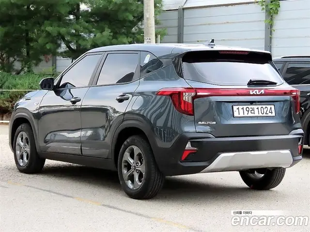 Kia Seltos 2024 1.6 автомат (гидро), миниатюра 3 Kia Seltos 2024 1.6 автомат (гидро), миниатюра 3
