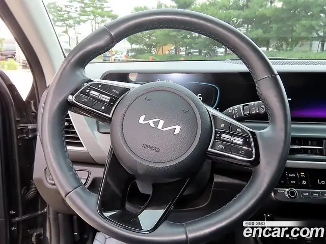 Kia Seltos 2024 1.6 автомат (гидро), миниатюра 8 Kia Seltos 2024 1.6 автомат (гидро), миниатюра 8