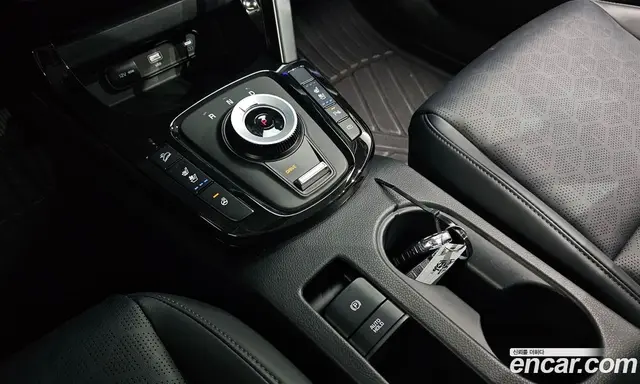 Kia Seltos 2024 1.6 автомат (гидро), миниатюра 11 Kia Seltos 2024 1.6 автомат (гидро), миниатюра 11