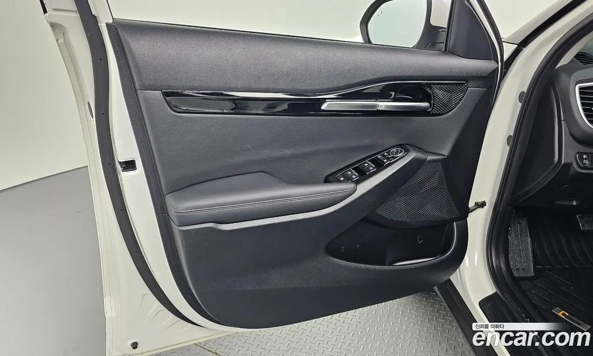 Kia Seltos 2024 1.6 автомат (гидро), фото 13 Kia Seltos 2024 1.6 автомат (гидро), фото 13
