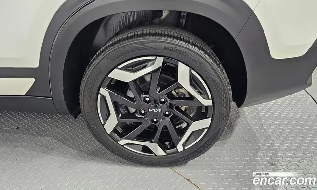 Kia Seltos 2024 1.6 автомат (гидро), миниатюра 6 Kia Seltos 2024 1.6 автомат (гидро), миниатюра 6