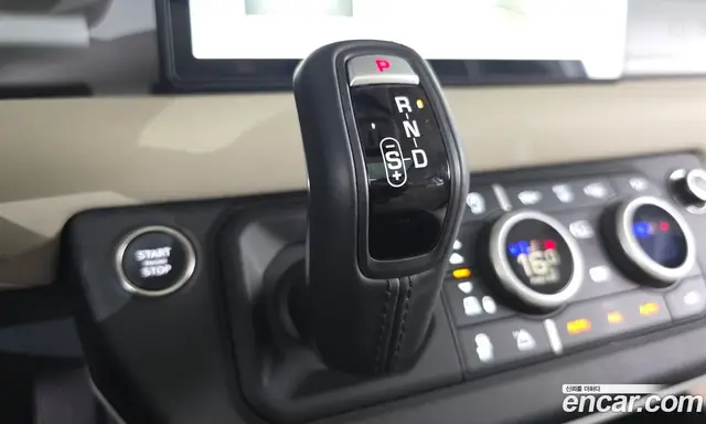 Land Rover Defender 2024 3.0 автомат (гидро), миниатюра 12