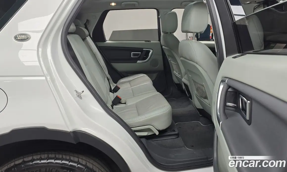Land Rover Discovery Sport 2018 2.0 автомат (гидро), фото 12 Land Rover Discovery Sport 2018 2.0 автомат (гидро), фото 12