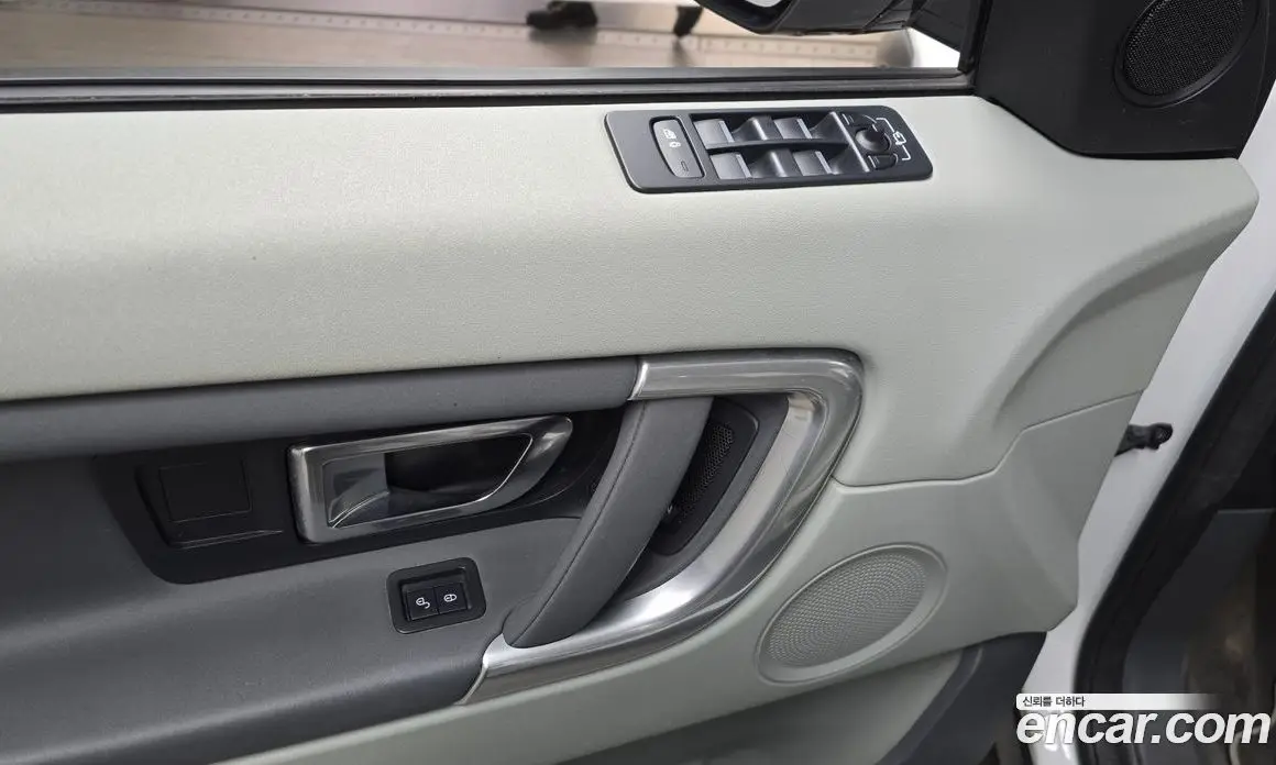 Land Rover Discovery Sport 2018 2.0 автомат (гидро), фото 17 Land Rover Discovery Sport 2018 2.0 автомат (гидро), фото 17