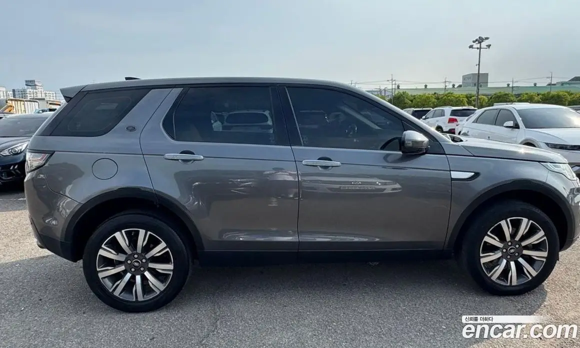 Land Rover Discovery Sport 2018 2.0 автомат (гидро), фото 12 Land Rover Discovery Sport 2018 2.0 автомат (гидро), фото 12