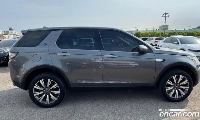 Land Rover Discovery Sport 2018 2.0 автомат (гидро), миниатюра 12