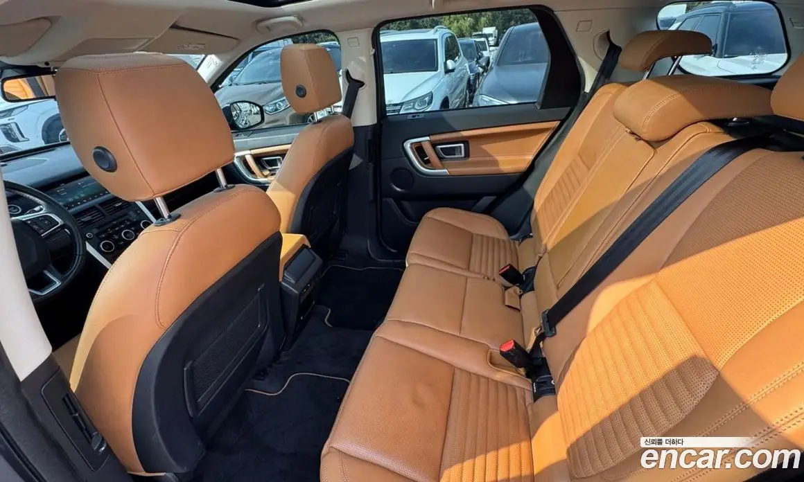 Land Rover Discovery Sport 2018 2.0 автомат (гидро), фото 16 Land Rover Discovery Sport 2018 2.0 автомат (гидро), фото 16