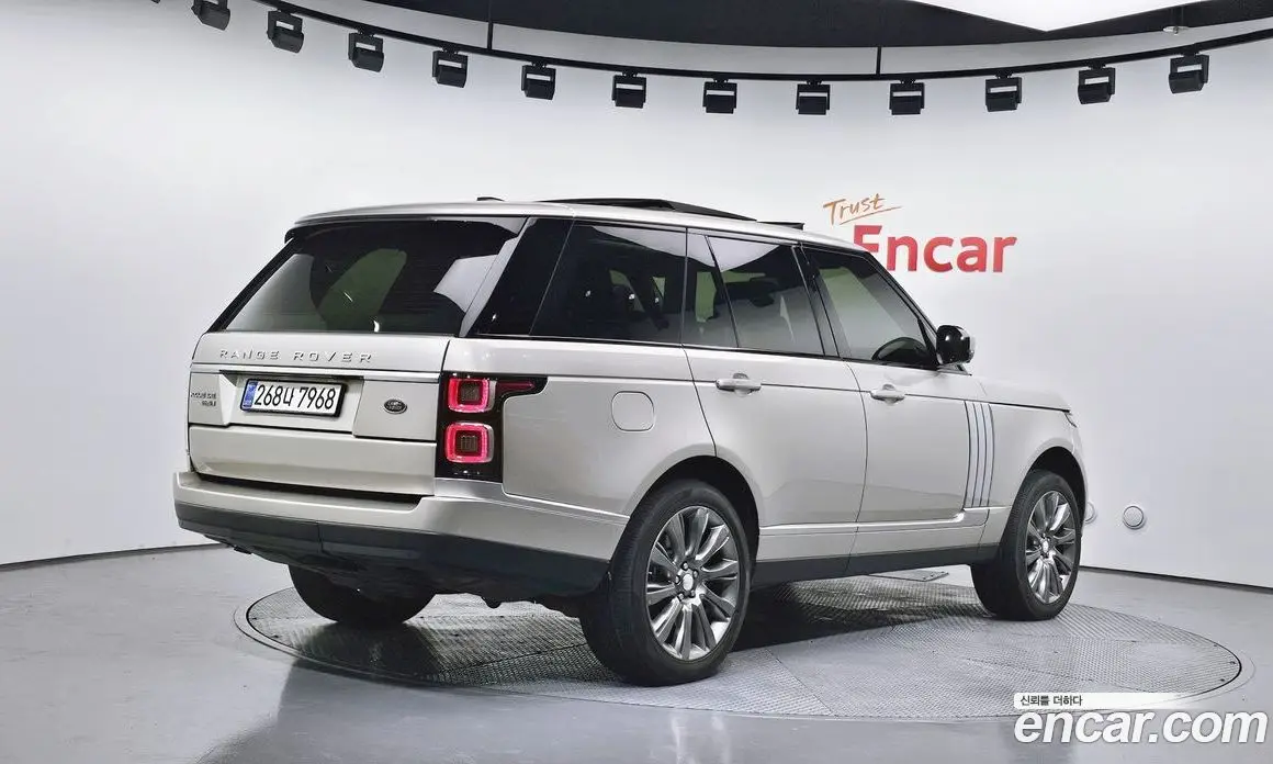 Land Rover Range Rover 2014 4.4 автомат (гидро), фото 2 Land Rover Range Rover 2014 4.4 автомат (гидро), фото 2