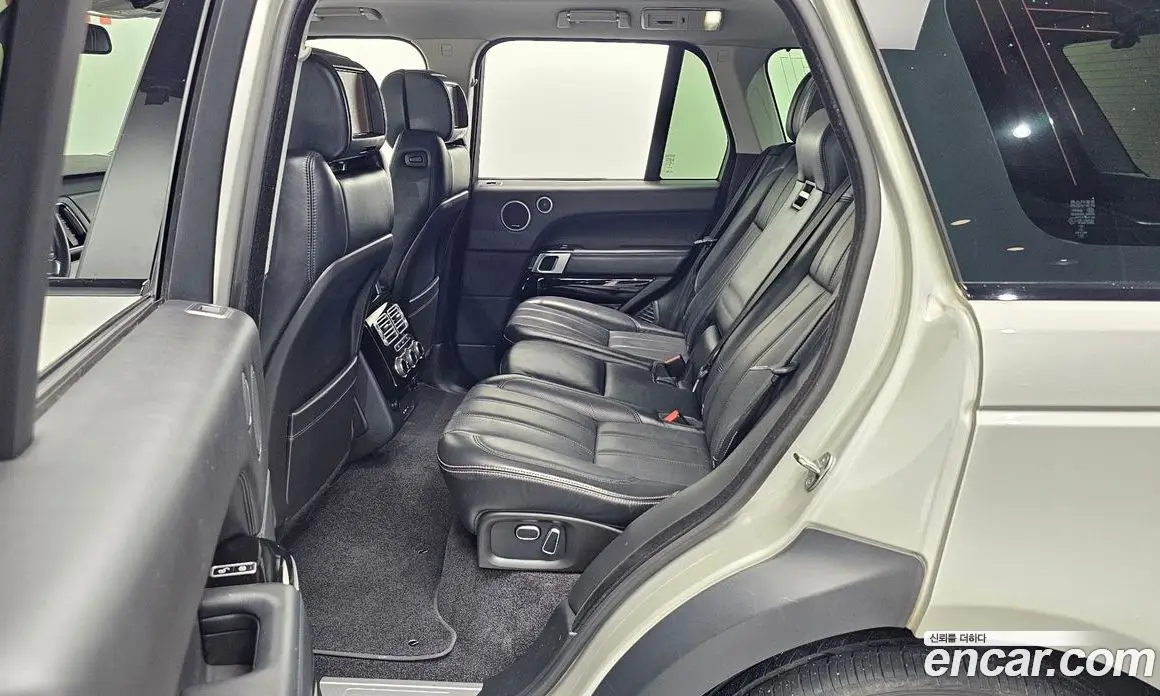 Land Rover Range Rover 2014 4.4 автомат (гидро), фото 11 Land Rover Range Rover 2014 4.4 автомат (гидро), фото 11