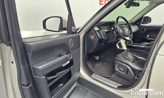 Land Rover Range Rover 2014 4.4 автомат (гидро), миниатюра 10 Land Rover Range Rover 2014 4.4 автомат (гидро), миниатюра 10
