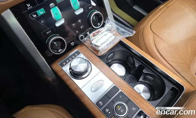 Land Rover Range Rover 2018 4.4 автомат (гидро), миниатюра 11 Land Rover Range Rover 2018 4.4 автомат (гидро), миниатюра 11