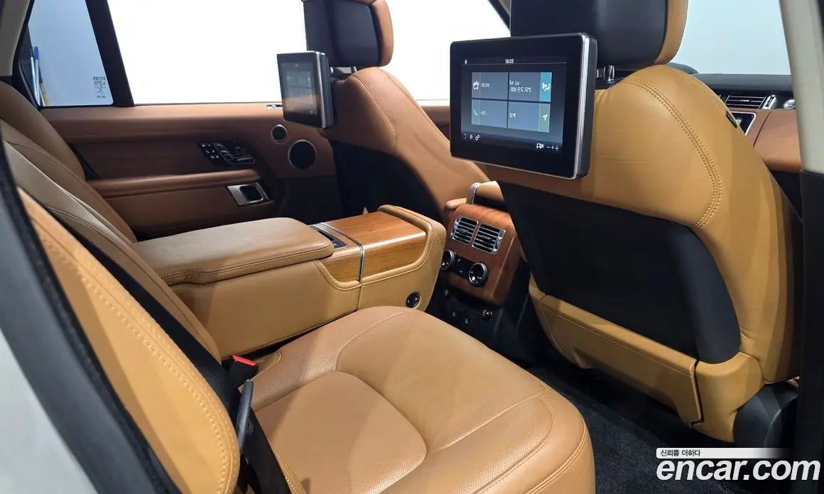 Land Rover Range Rover 2018 4.4 автомат (гидро), фото 16 Land Rover Range Rover 2018 4.4 автомат (гидро), фото 16