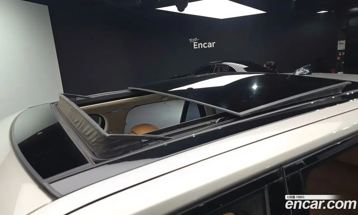 Land Rover Range Rover 2018 4.4 автомат (гидро), фото 28 Land Rover Range Rover 2018 4.4 автомат (гидро), фото 28