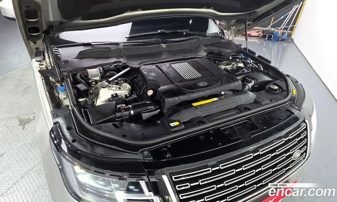 Land Rover Range Rover 2018 4.4 автомат (гидро), фото 5 Land Rover Range Rover 2018 4.4 автомат (гидро), фото 5