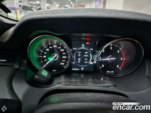 Land Rover Range Rover Evoque 2016 2.0 автомат (гидро), миниатюра 6 Land Rover Range Rover Evoque 2016 2.0 автомат (гидро), миниатюра 6