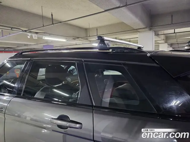 Land Rover Range Rover Evoque 2016 2.0 автомат (гидро), миниатюра 10 Land Rover Range Rover Evoque 2016 2.0 автомат (гидро), миниатюра 10