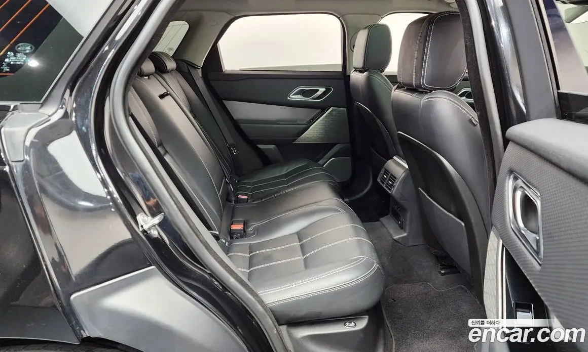 Land Rover Range Rover Velar 2019 2.0 автомат (гидро), фото 11