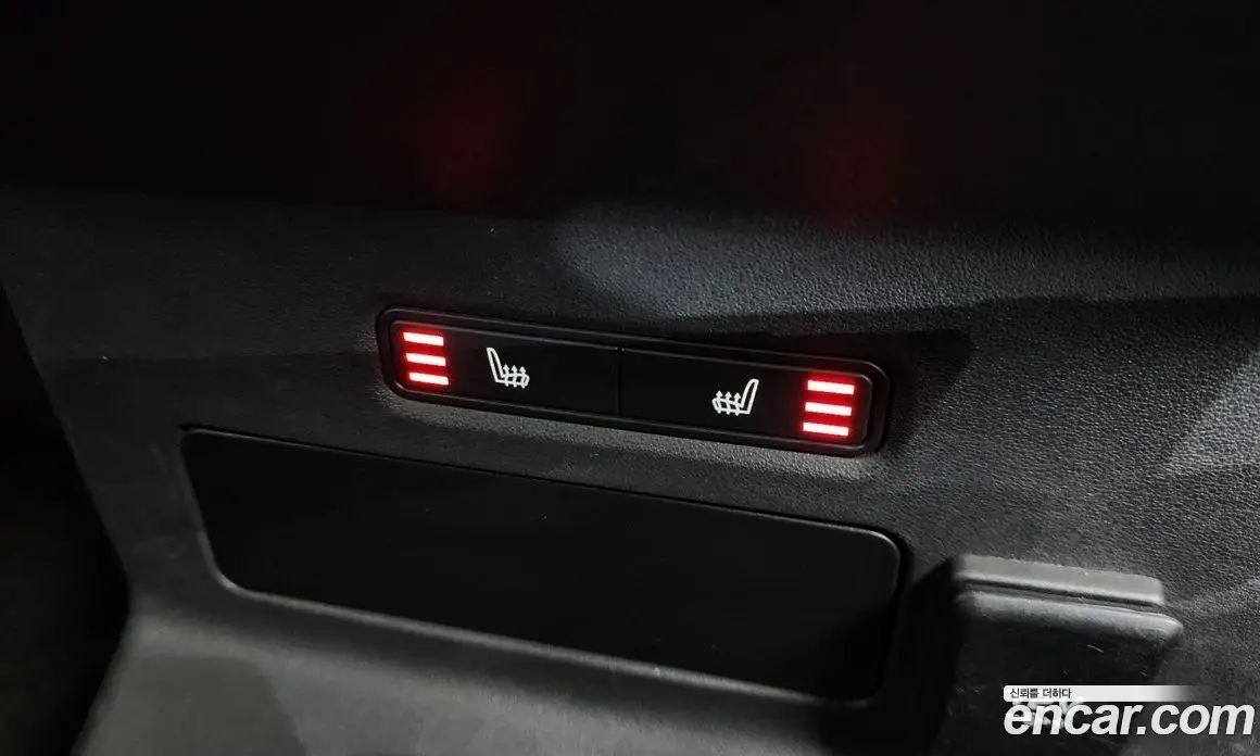 Land Rover Range Rover Velar 2019 2.0 автомат (гидро), фото 12