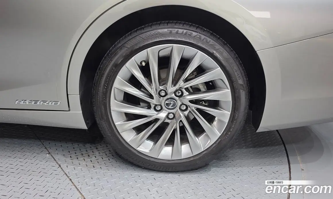 Lexus ES 2021 2.5 автомат (гидро), фото 7 Lexus ES 2021 2.5 автомат (гидро), фото 7