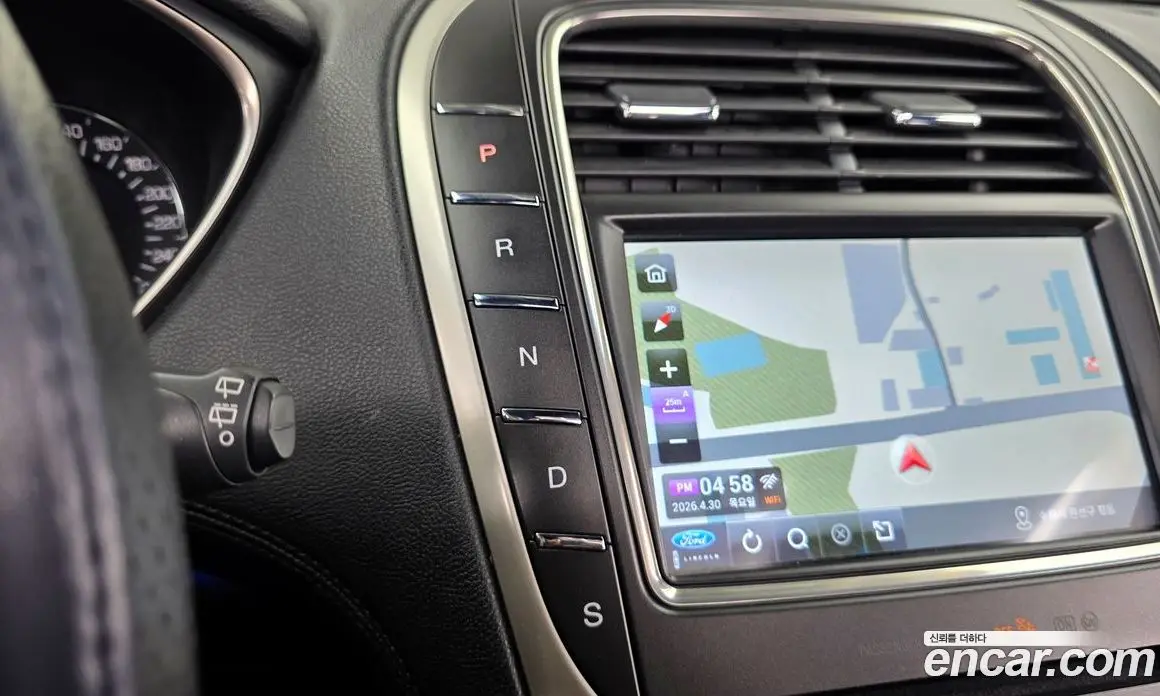 Lincoln MKX 2017 2.7 автомат (гидро), фото 12 Lincoln MKX 2017 2.7 автомат (гидро), фото 12