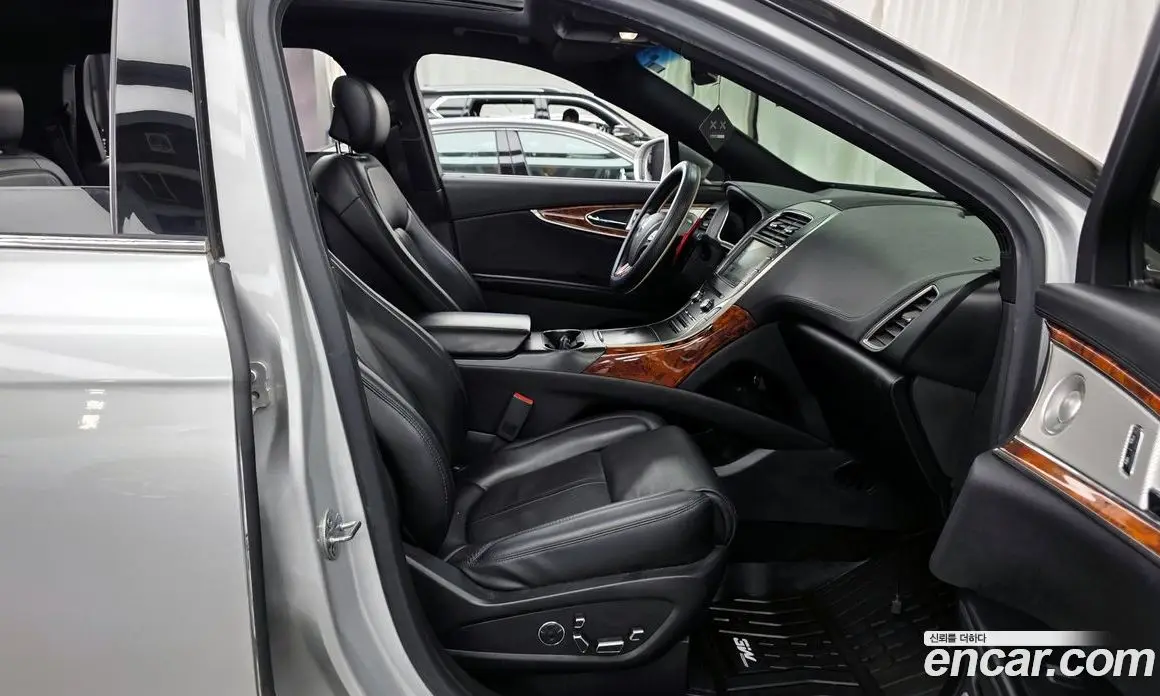 Lincoln MKX 2017 2.7 автомат (гидро), фото 17 Lincoln MKX 2017 2.7 автомат (гидро), фото 17