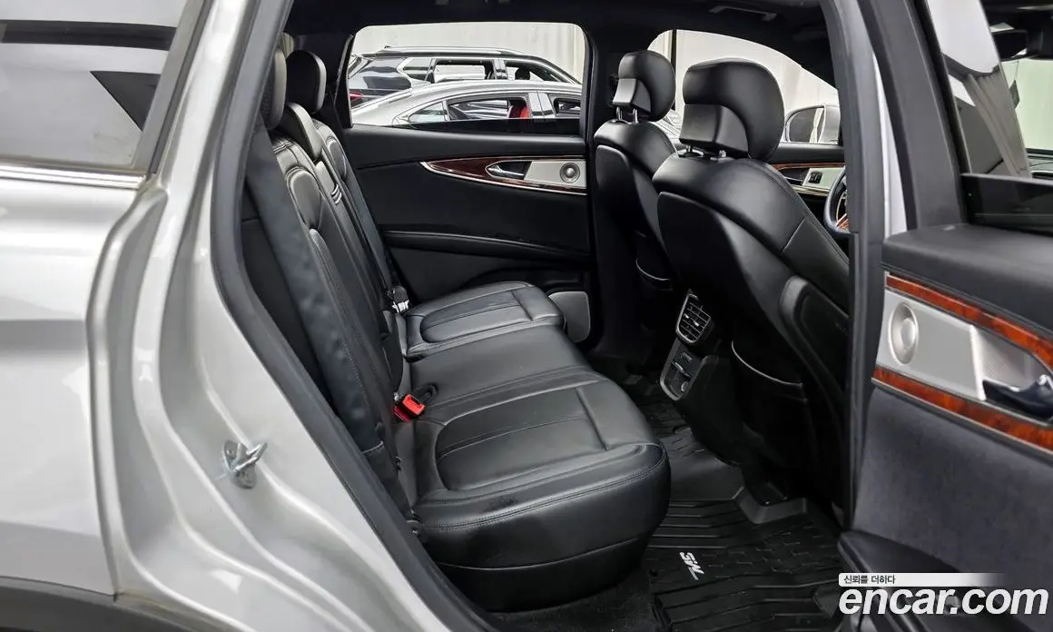 Lincoln MKX 2017 2.7 автомат (гидро), фото 18 Lincoln MKX 2017 2.7 автомат (гидро), фото 18
