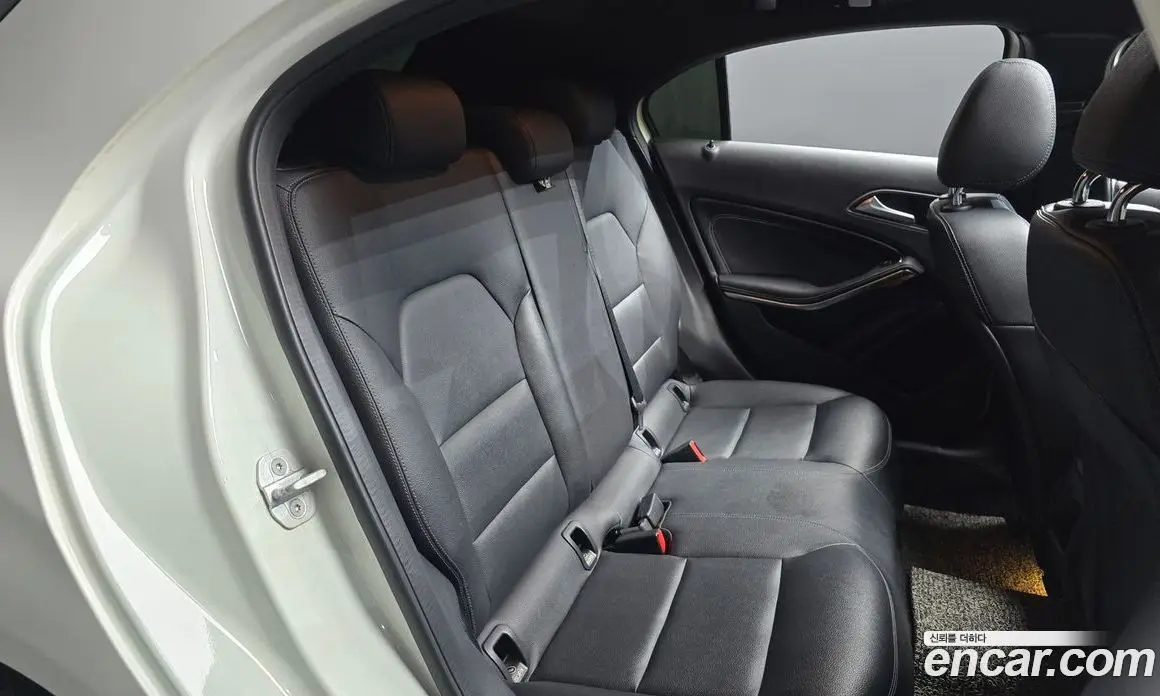 Mercedes-Benz A-Class 2017 1.6 автомат (гидро), фото 11