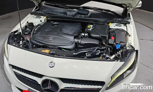 Mercedes-Benz A-Class 2017 1.6 автомат (гидро), миниатюра 6