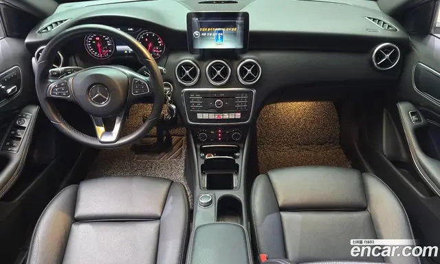 Mercedes-Benz A-Class 2017 1.6 автомат (гидро), миниатюра 7