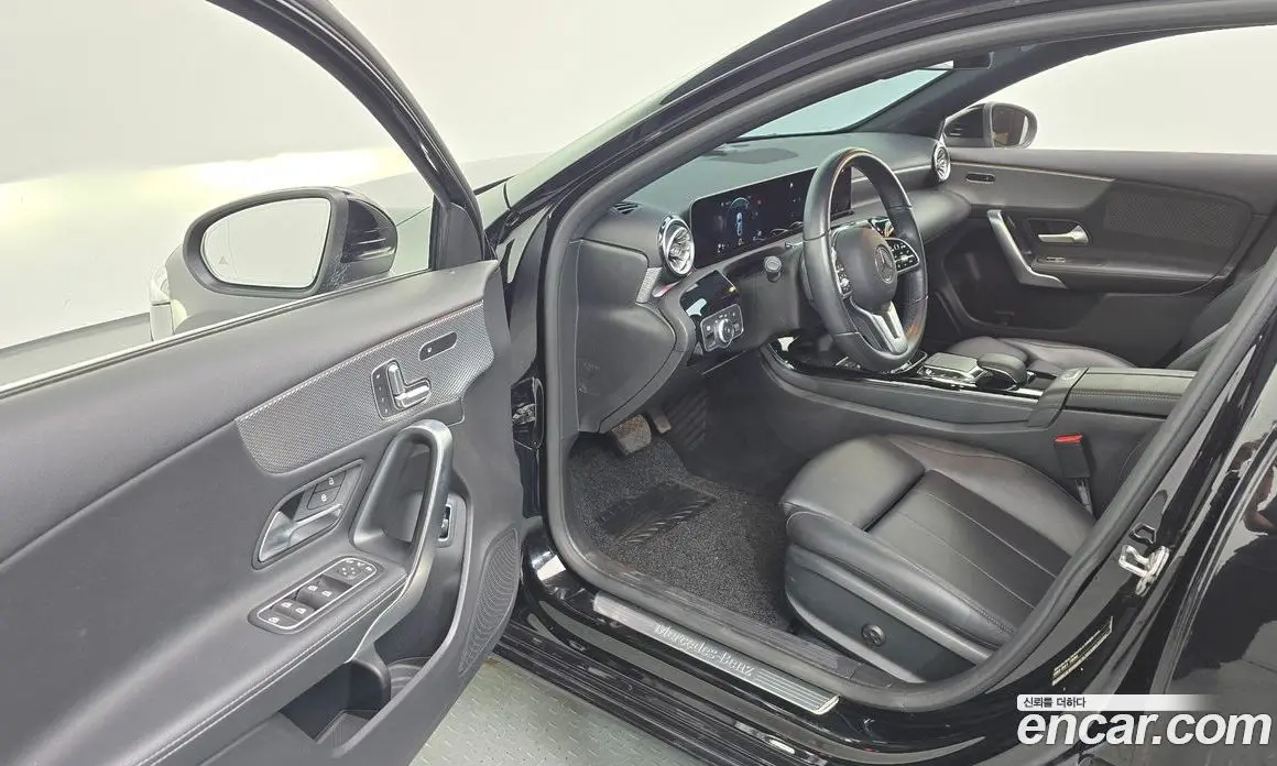 Mercedes-Benz A-Class 2020 2.0 автомат (гидро), фото 10