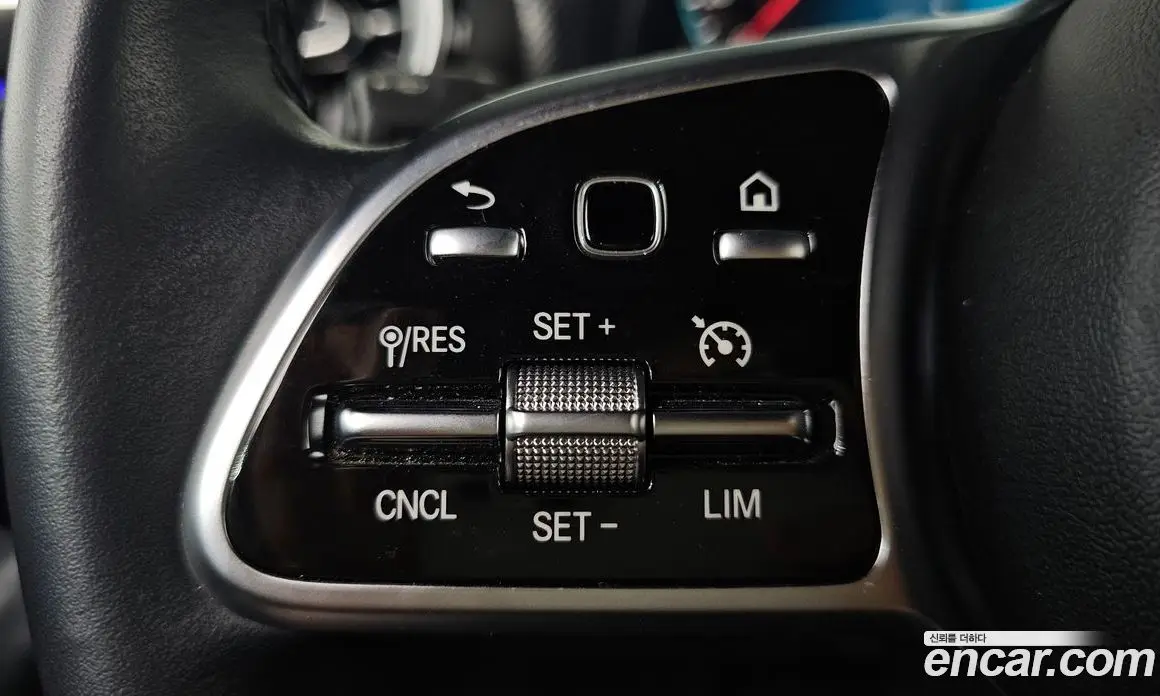 Mercedes-Benz A-Class 2021 2.0 автомат (гидро), фото 21