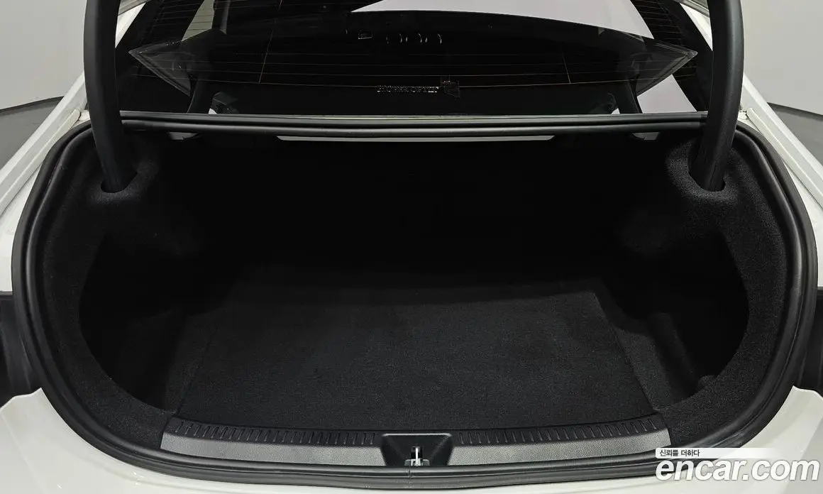 Mercedes-Benz A-Class 2021 2.0 автомат (гидро), фото 25