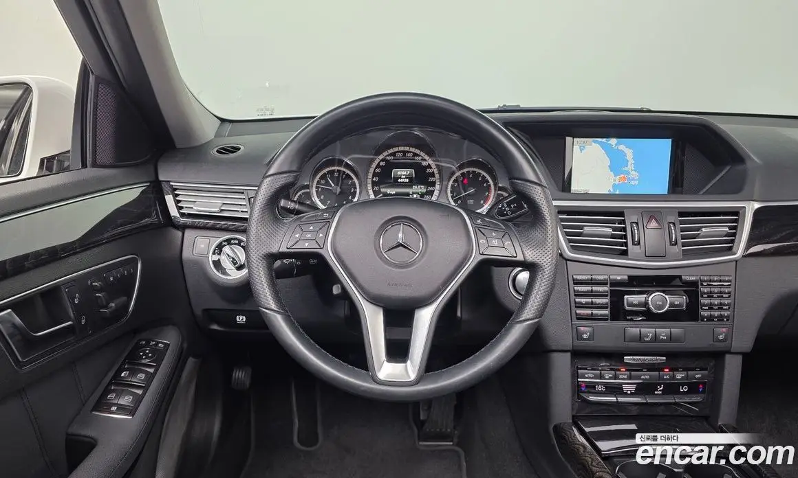Mercedes-Benz E-Class 2013 3.5 автомат (гидро), фото 13