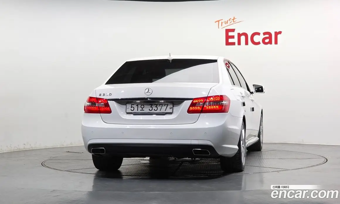Mercedes-Benz E-Class 2013 3.5 автомат (гидро), фото 4