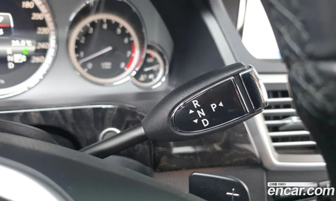 Mercedes-Benz E-Class 2013 3.5 автомат (гидро), фото 9