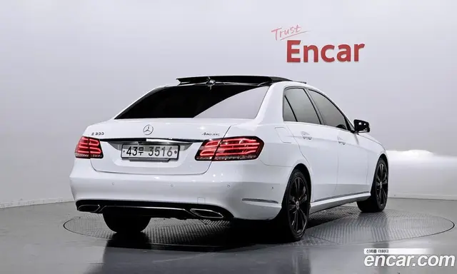 Mercedes-Benz E-Class 2015 3.5 автомат (гидро), миниатюра 2 Mercedes-Benz E-Class 2015 3.5 автомат (гидро), миниатюра 2